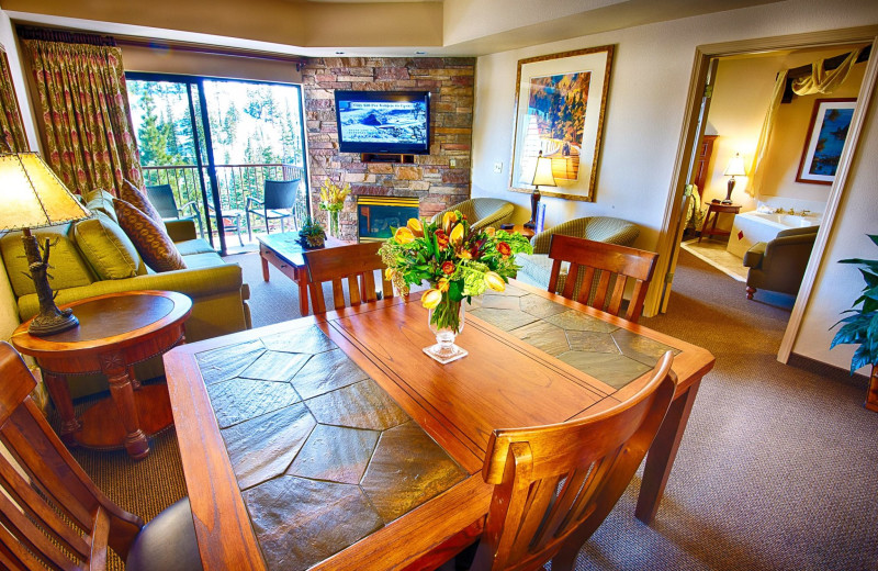 Guest room dining area at The Ridge Resorts.