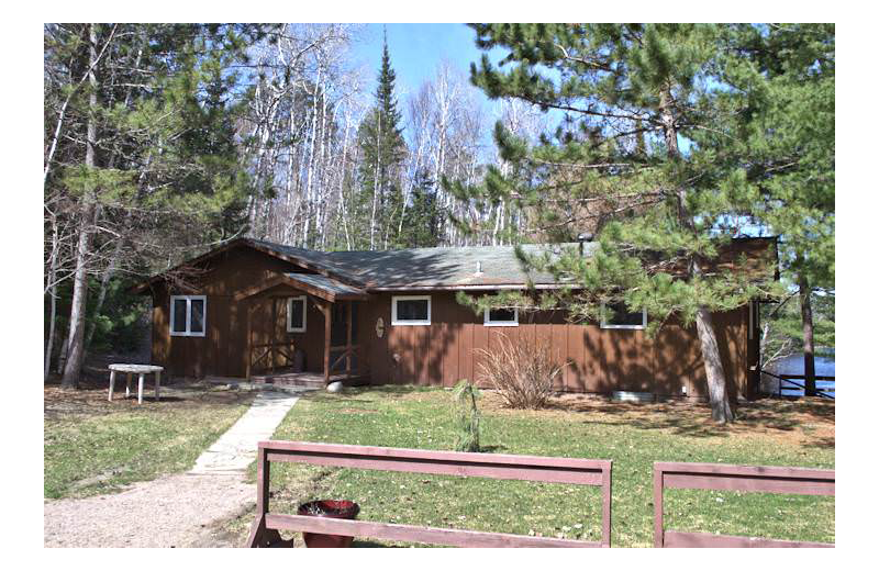 Cabin exterior at Silver Rapids Lodge.