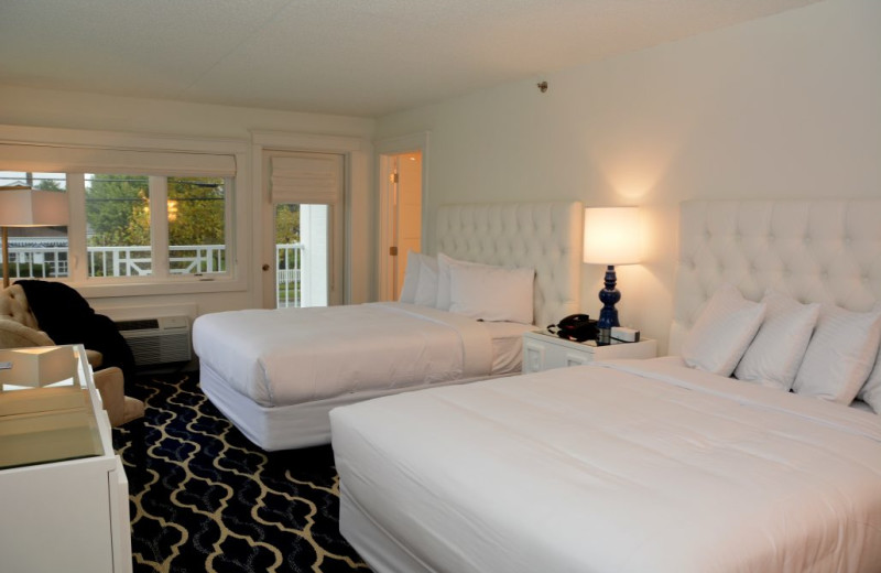 Guest room at Icona Cape May.