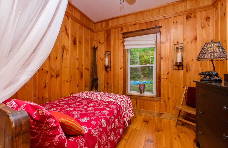 Rental bedroom at Muskoka District Rentals.