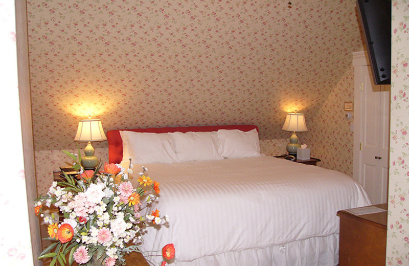Guest room at Three Stallion Inn.