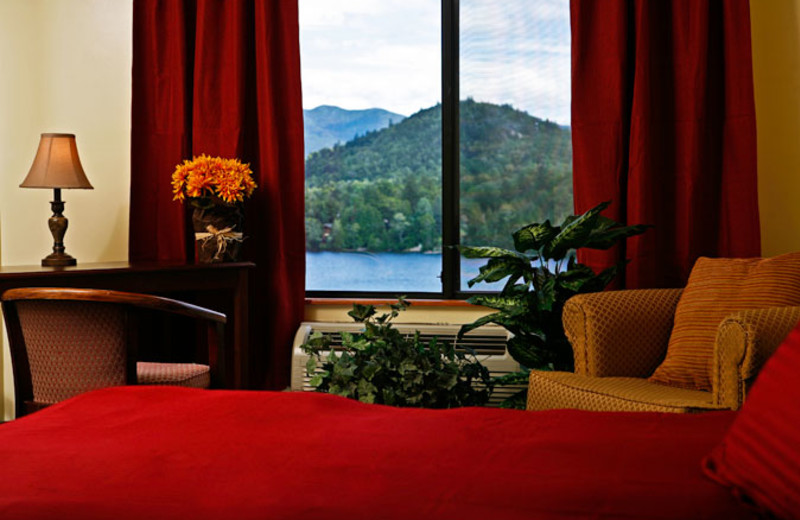 Guest room at Lake Placid Summit Hotel Resort Suites.
