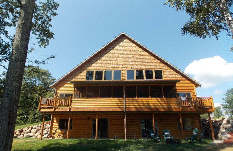 Exterior view of Wilderness Resort Villas.