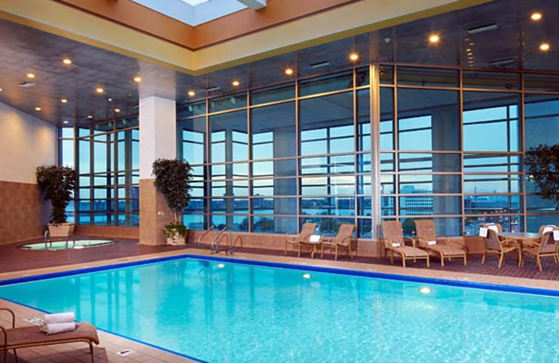 Indoor pool at Courtyard by Marriott Detroit Downtown.