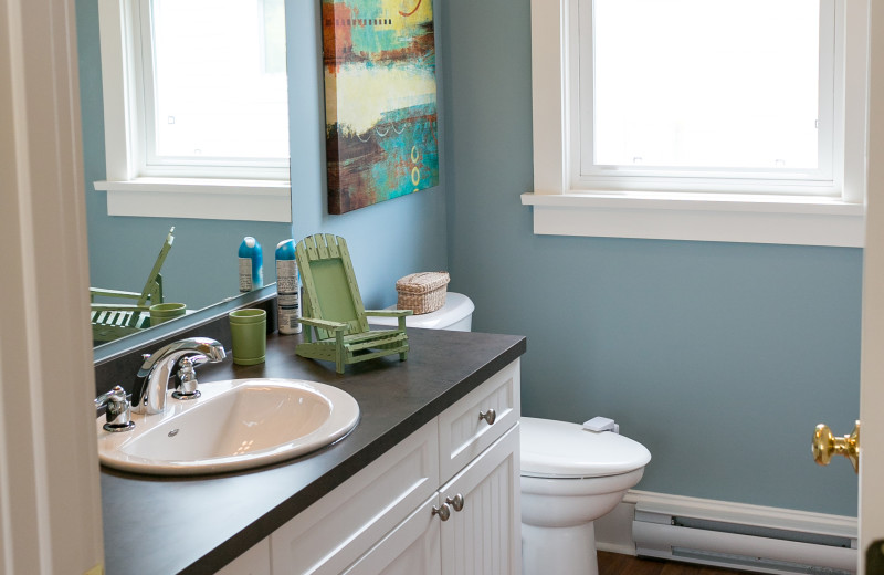 Cottage bathroom at Sandbanks Summer Village Cottage Resort.