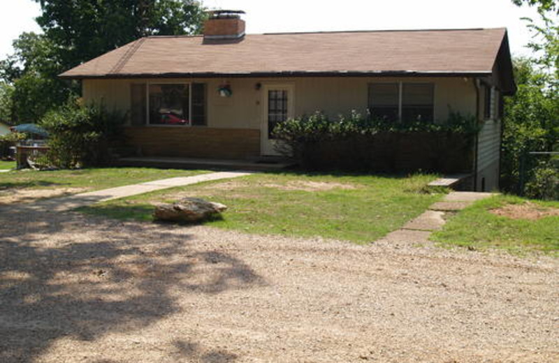 Cabin exterior at Oak Ridge Resort.