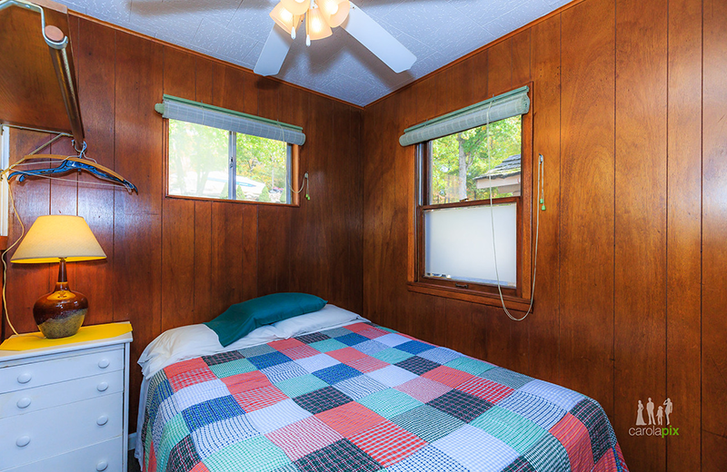 Cabin bedroom at Kon Tiki Resort.