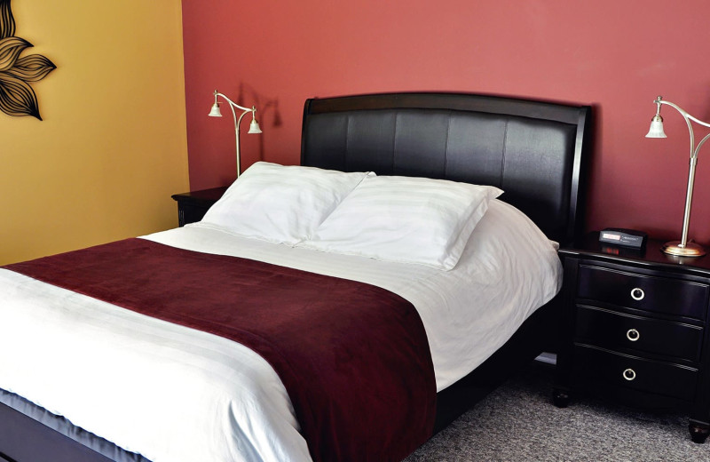 Guest bedroom at Ocean Trails Resort.