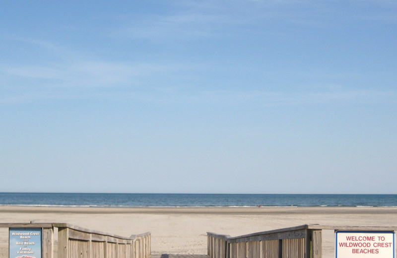 Path to beach at Diamond Crest Motel.