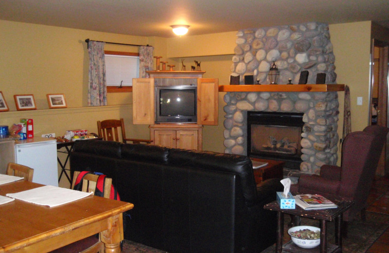 Living room at Bed & Breakfast on Mountain Lane.