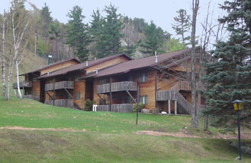 Exterior View of Pine Mountain Resort