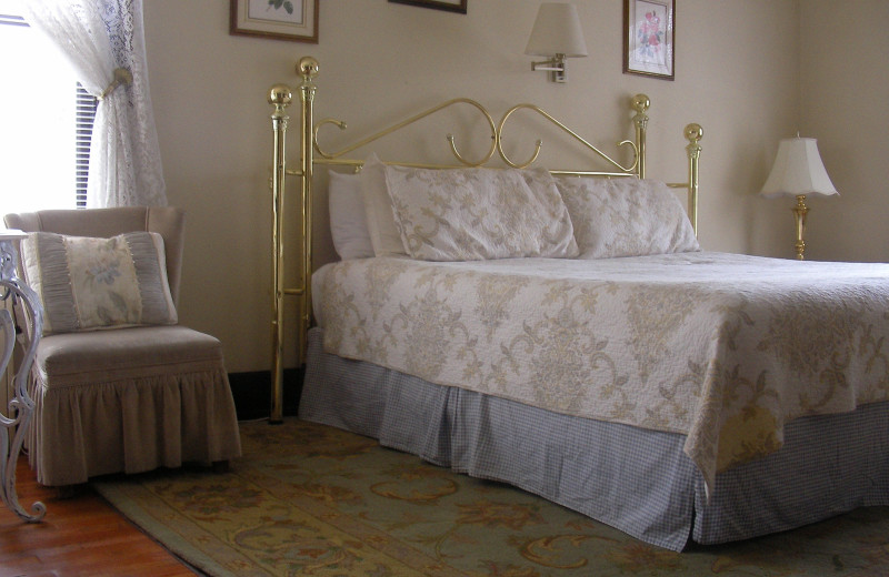 Guest room at Riverside Hot Springs Inn & Spa.