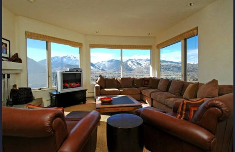 Rental living room at Frias Properties of Aspen - Red Mountain Retreat.