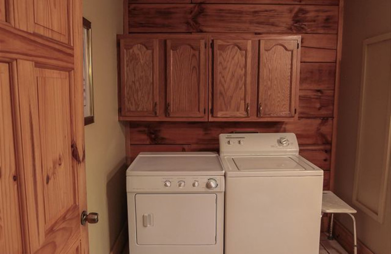 Cabin laundry room at Dogwood.