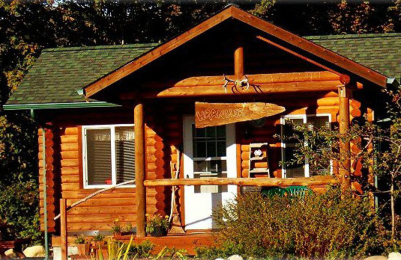 Cabin Exterior at Ovenell's Heritage Inn