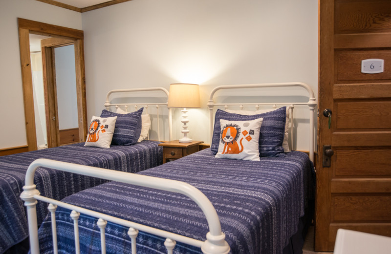 guest room at Linekin Bay Resort.