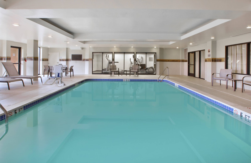 Indoor pool at Courtyard Somerset.