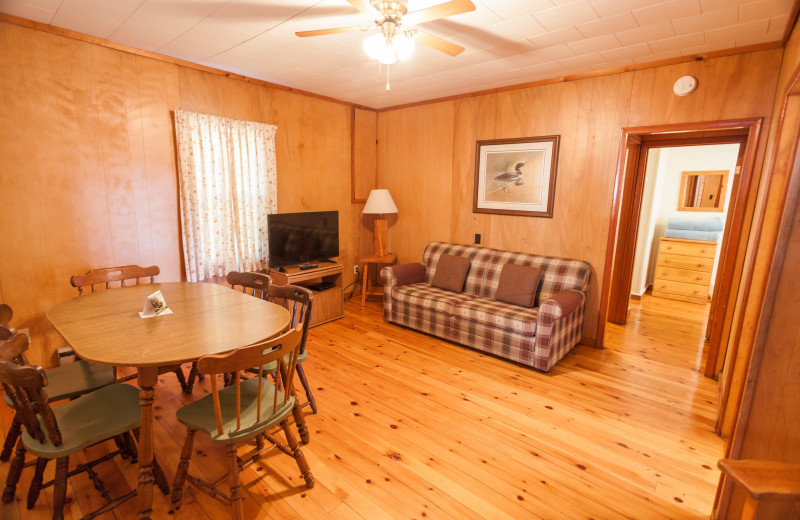 Cottage living room at Scotsman Point Cottage Resort. 