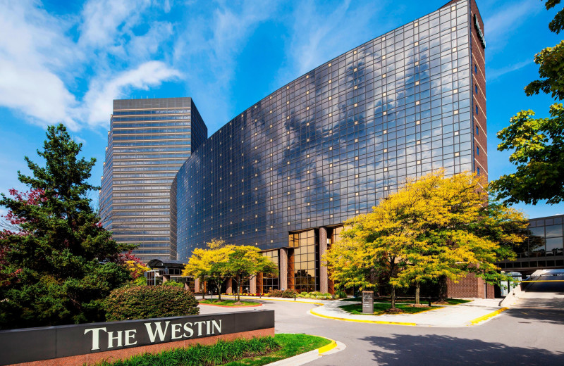 Exterior view of The Westin Southfield Detroit.