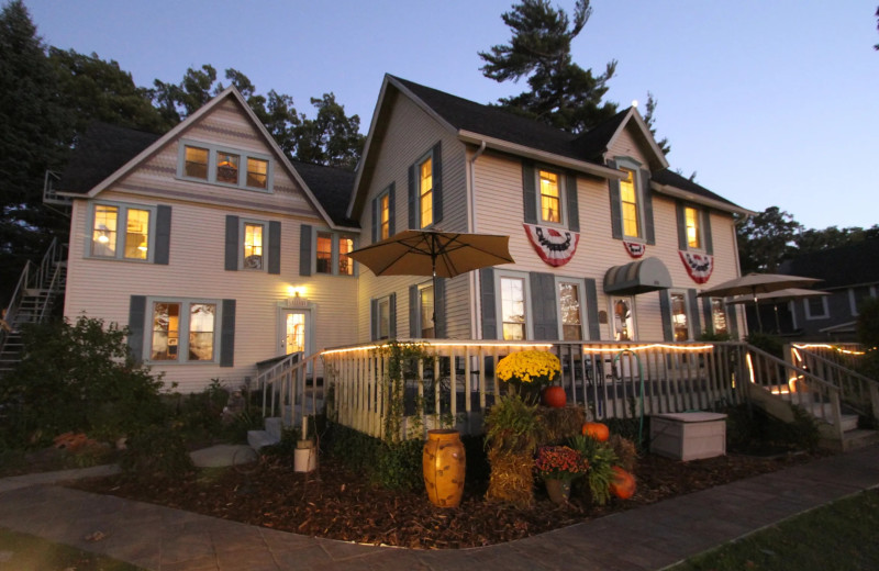 Exterior view of Last Resort Bed & Breakfast Inn.