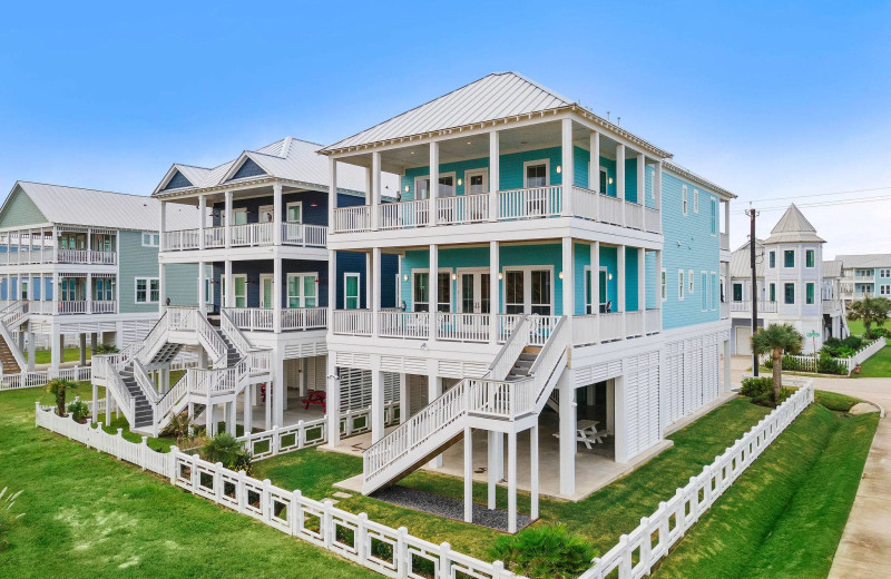 Rental exterior at Gary Greene Vacation Rentals.