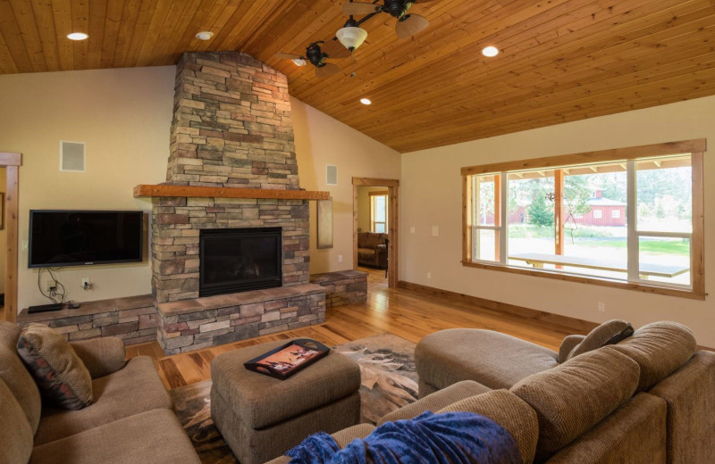 Rental living room at Sisters Vacation Rentals.