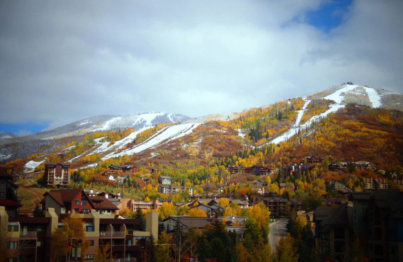 Mountain view at Edgemont Condominiums.