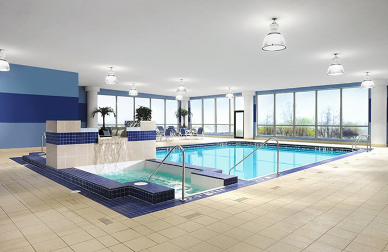 Indoor Pool at Four Points by Sheraton Niagara Falls - Fallsview