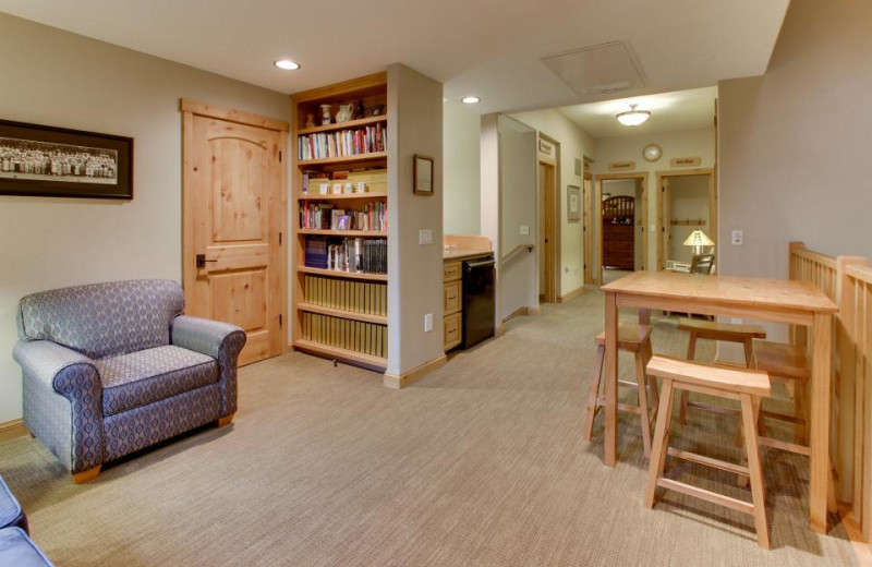 Library at Olympic Foothills Lodge.