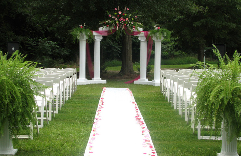 Wedding at Idaho Cabin Keepers.