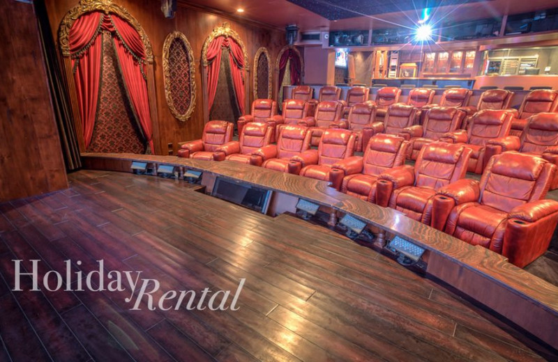 Rental theater at HolidayRental.com.