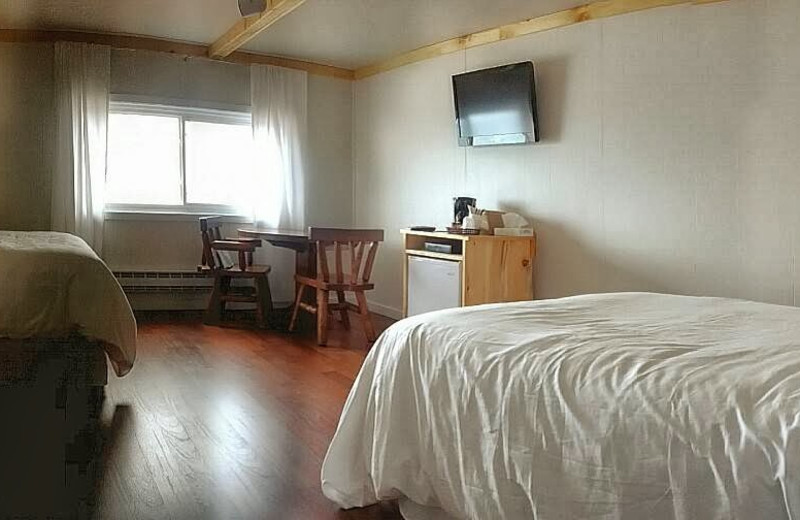 Guest room at Eagle River Inn.