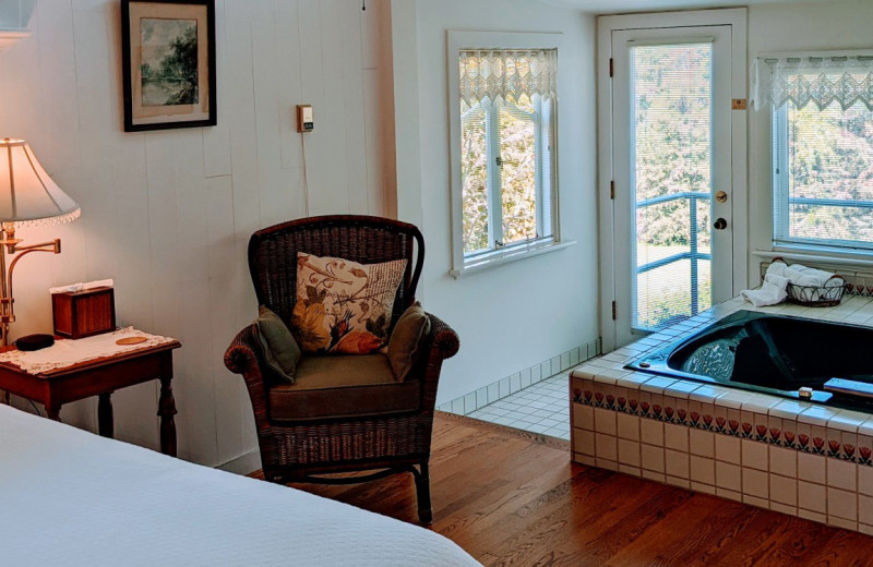 Guest room at Belle De Jour Inn.