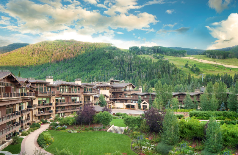 Exterior view of Manor Vail Lodge.