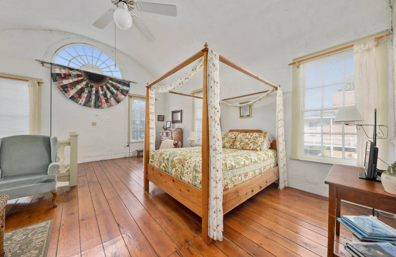 Guest room at Elizabeth City Bed 