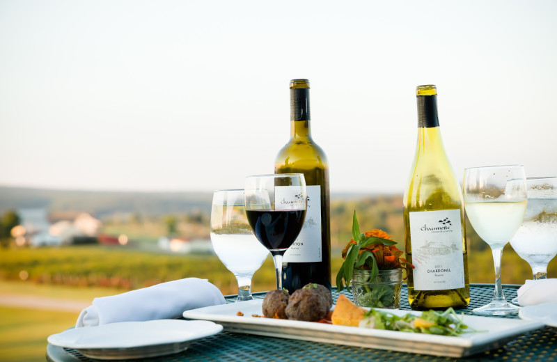 Dining at Chaumette Vineyards