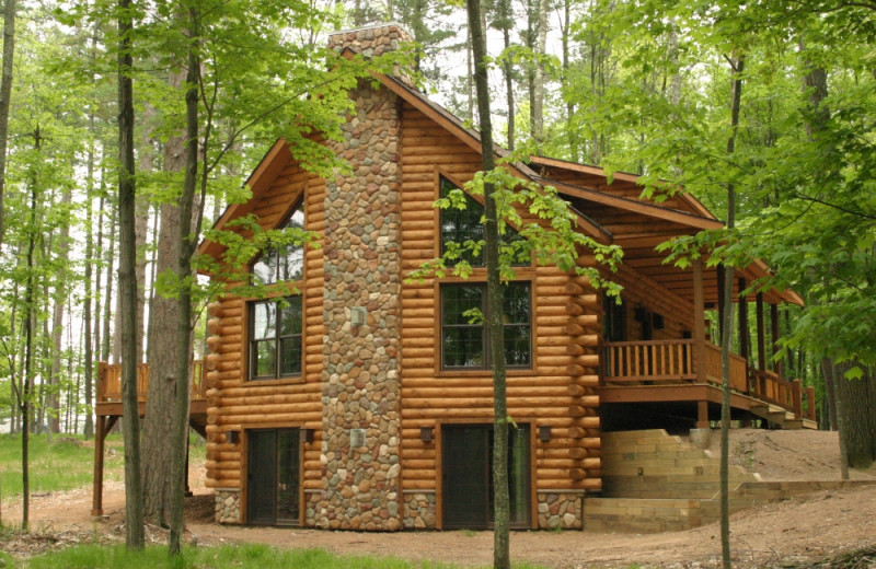 Cabin exterior at The Beacons of Minocqua.