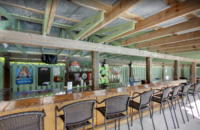 Poolside bar at Beau Rivage Golf & Resort.