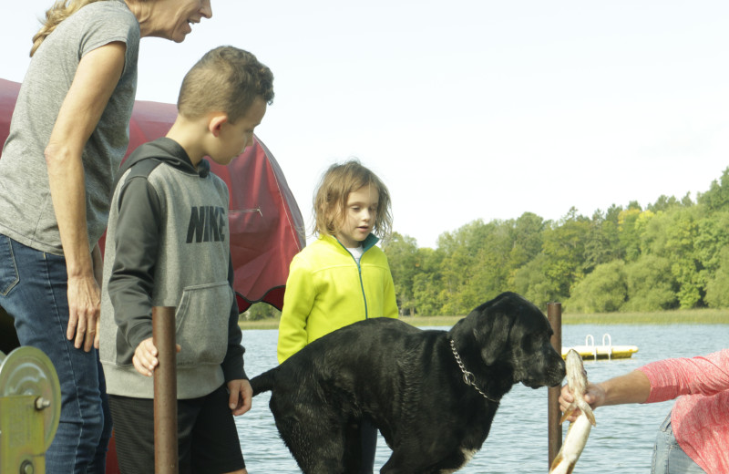 Pets welcome at Eagle Ridge Resort.