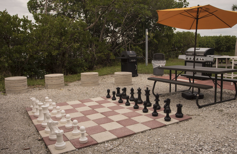 Picnic area at Englewood Beach & Yacht Club.