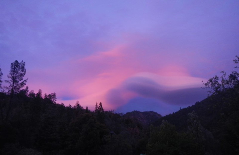 Sunset at Strawhouse Resorts.