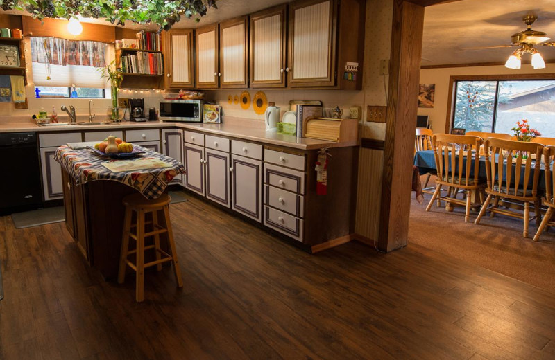 Kitchen at Canyon Colors.