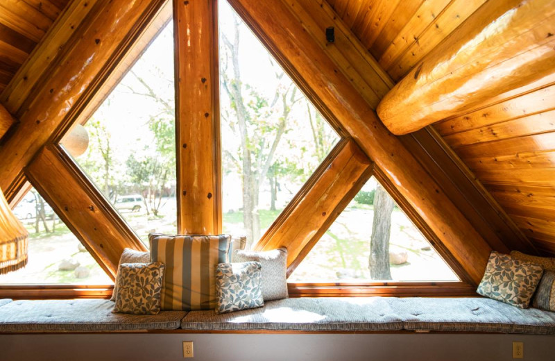 Guest bedroom at Log Country Cove.