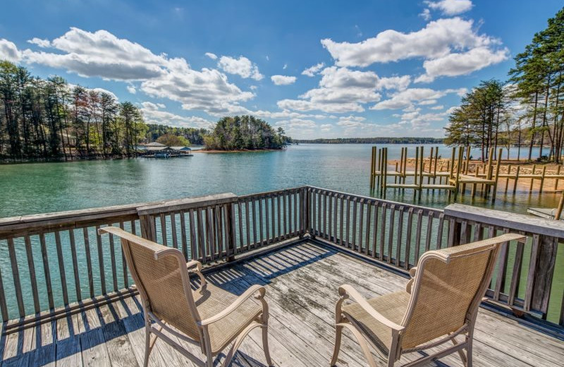 Rental dock at StayLakeNorman Luxury Vacation Rentals.