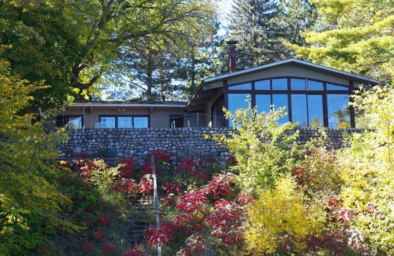 Exterior view of Five Lakes Resort.