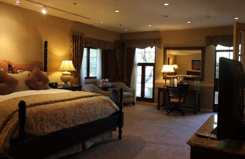 Suite bedroom at Vintners Inn.