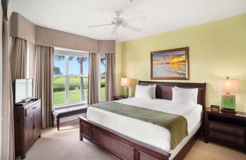 Guest room at GreenLinks Golf Villas at Lely Resort.