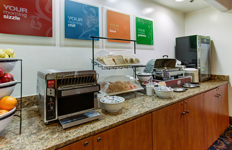 Continental Breakfast at Comfort Inn & Suites San Francisco Airport North
