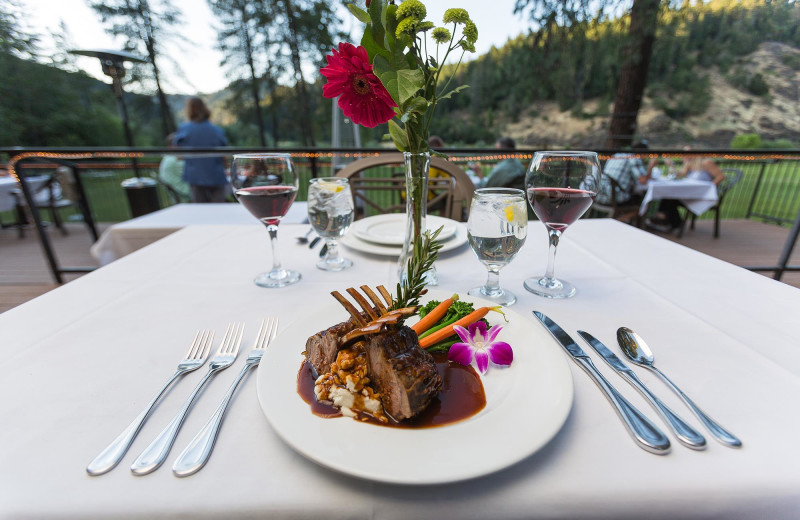 Dining at Morrison's Rogue River Lodge.