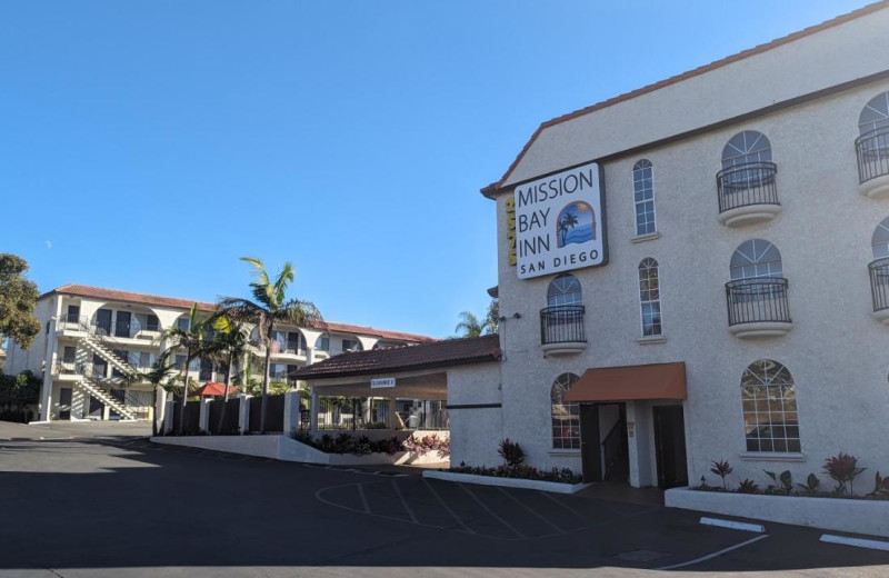 Exterior view of Mission Bay Inn San Diego.